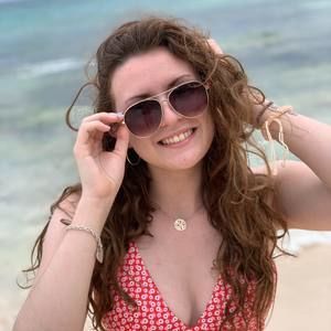 Meet your Posher, Leah